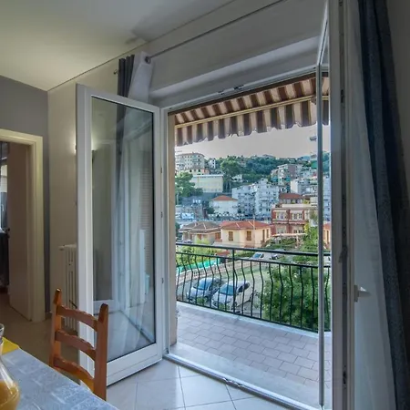 Accogliente, Con Parcheggio Privato Apartment Sanremo
