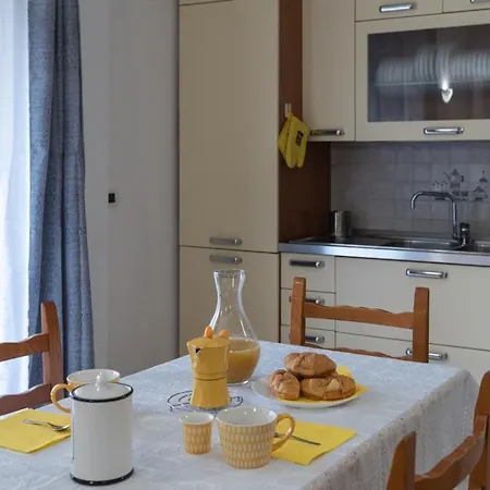 Accogliente, Con Parcheggio Privato