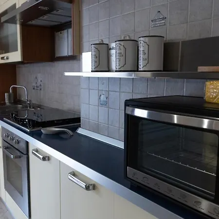 Accogliente, Con Parcheggio Privato Apartment Sanremo